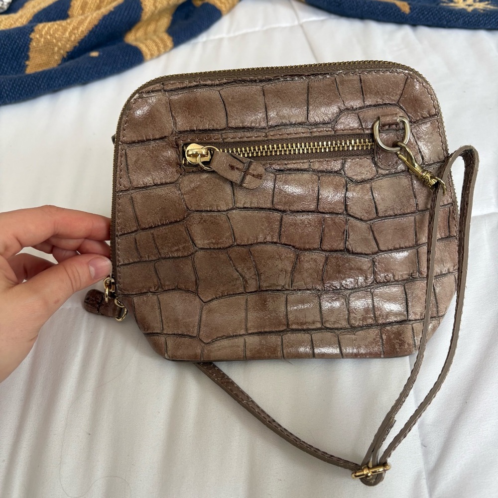 Pratesi Firenze Italian Leather Crossbody - Picture 9 of 13